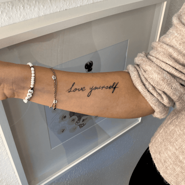 Love yourself - Bild 3
